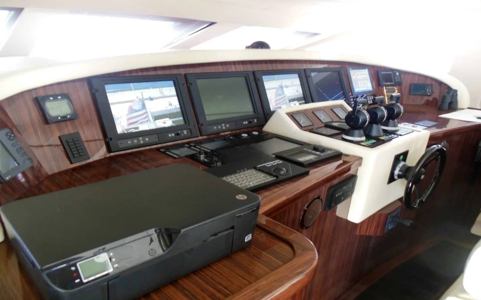 A preview of interior Bridge driving area