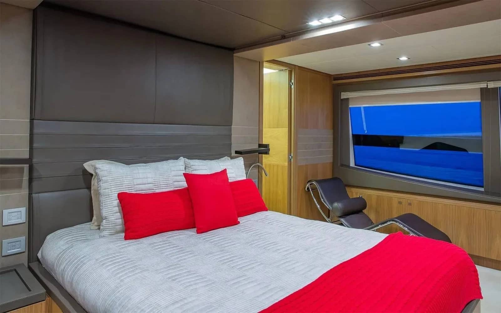 A preview of interior Bedroom cabin