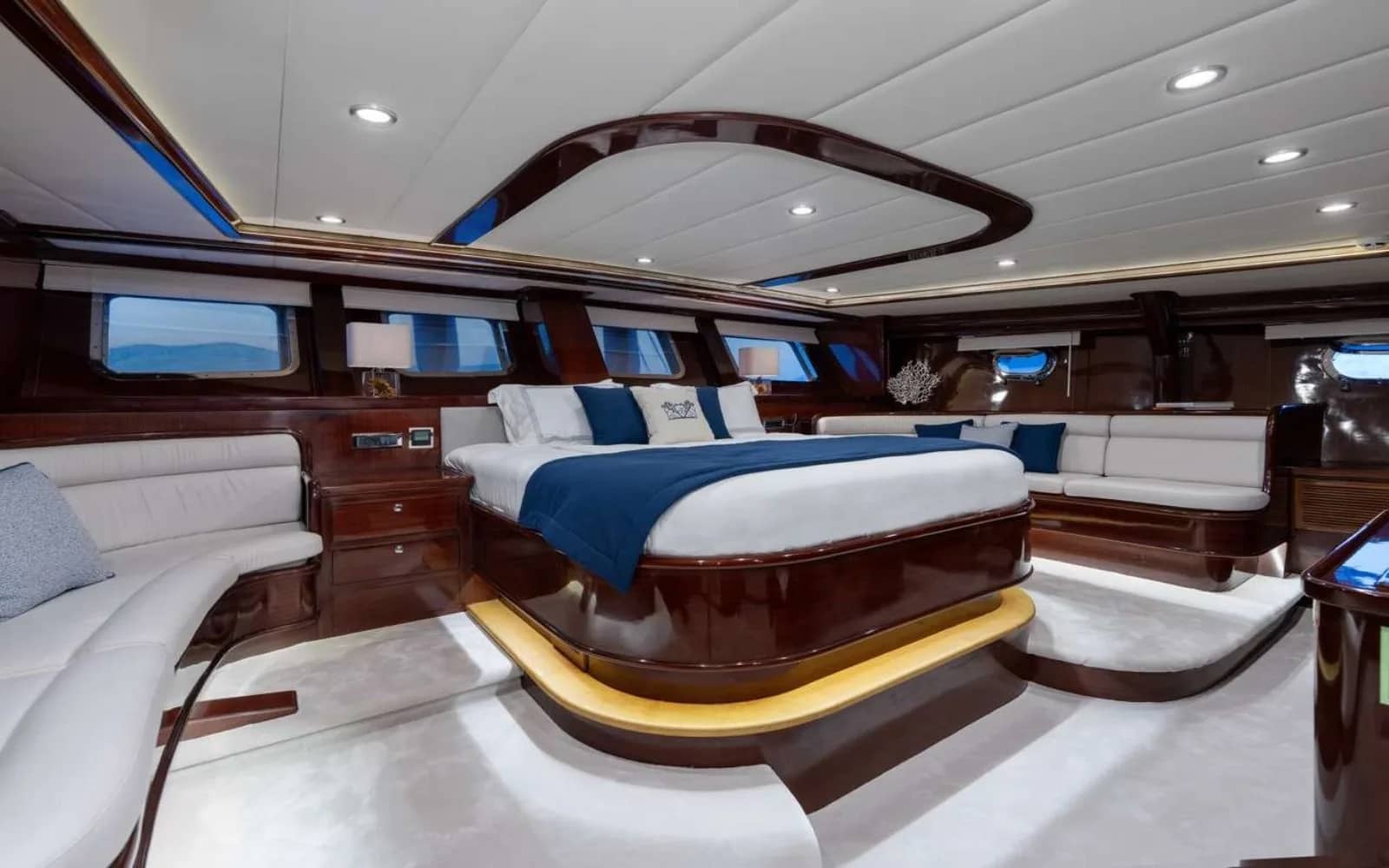 A preview of interior Bedroom cabin