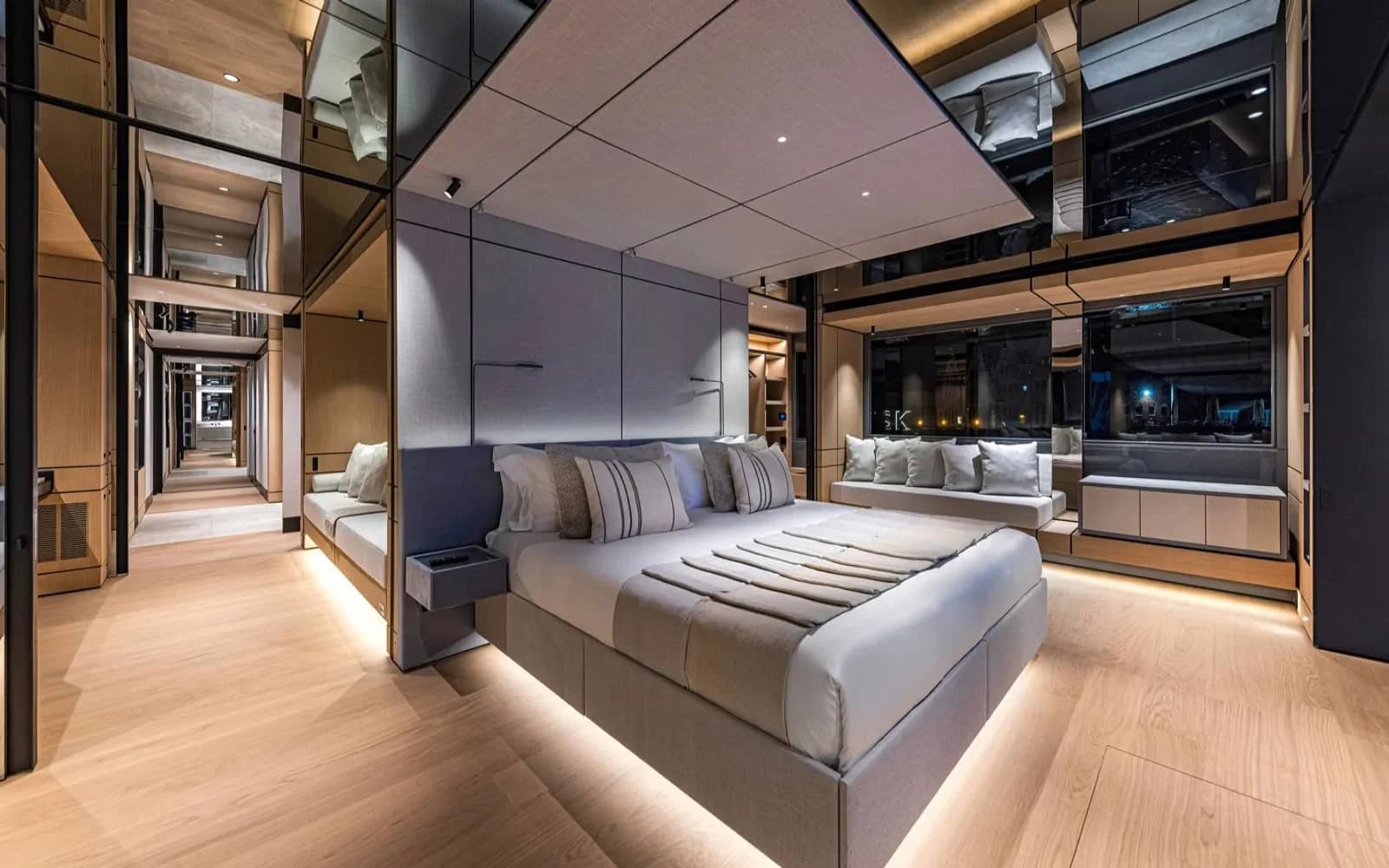 A preview of interior Bedroom cabin