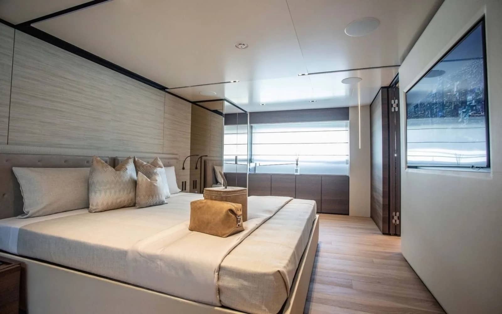 A preview of interior Bedroom cabin