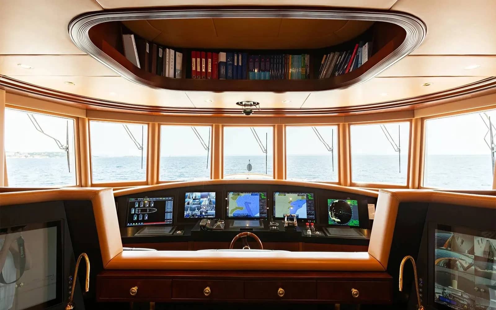 A preview of interior Bridge driving area