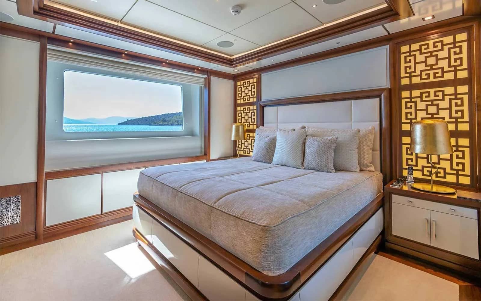 A preview of interior Bedroom cabin