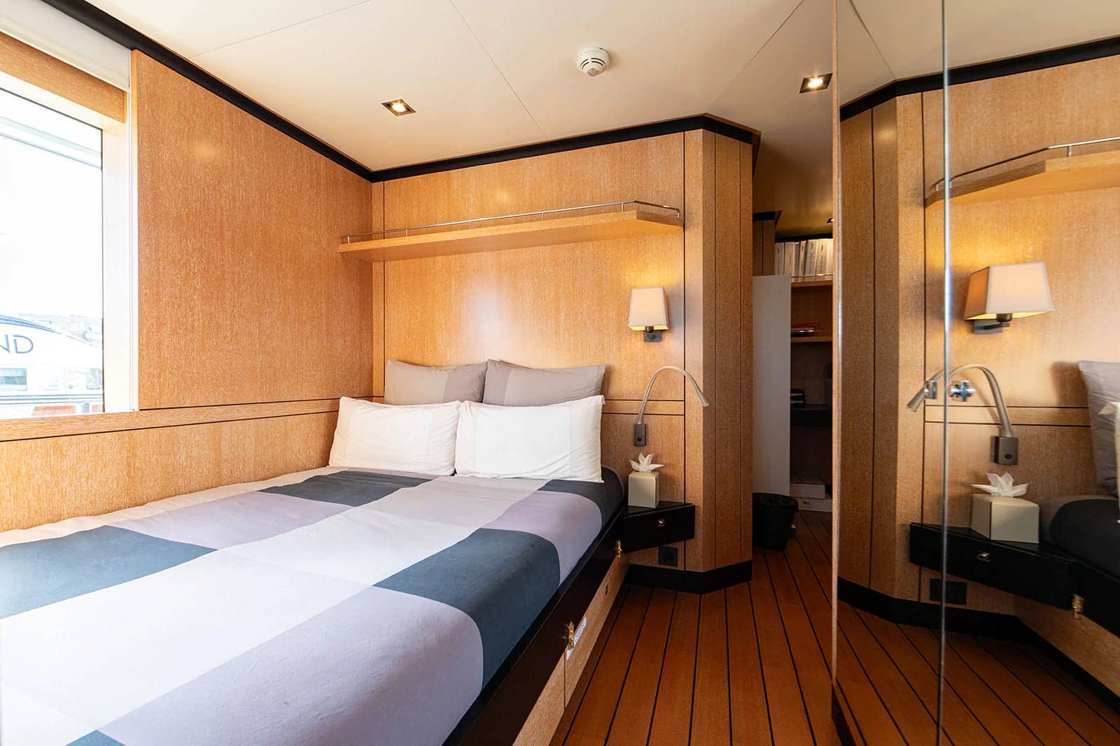 A preview of interior Bedroom cabin