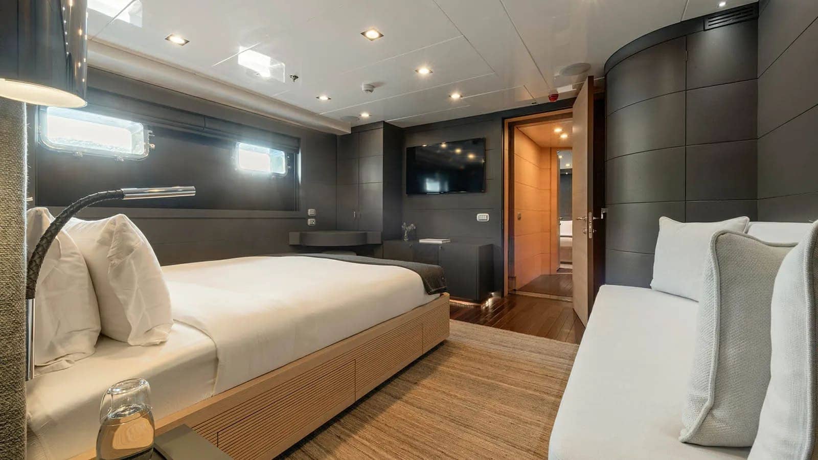 A preview of interior Bedroom cabin