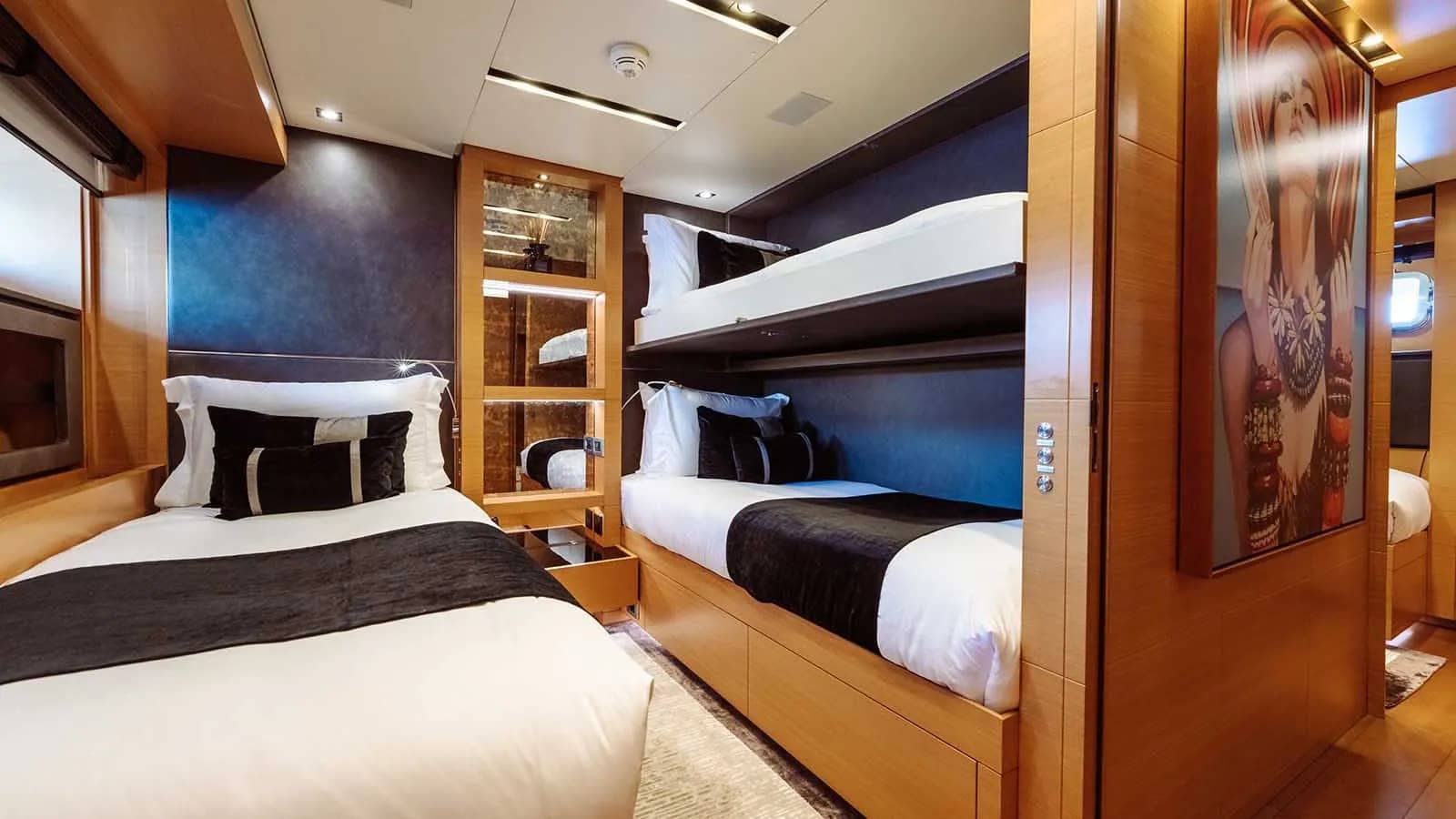 A preview of interior Bedroom cabin