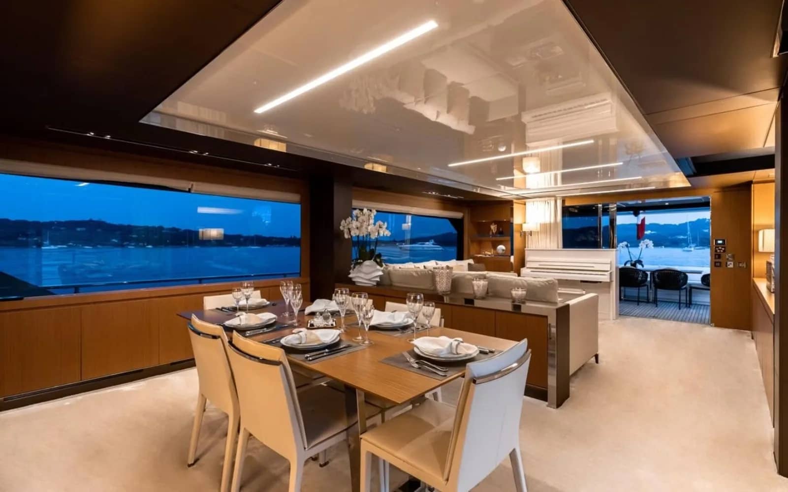An image of Raph Seven yacht