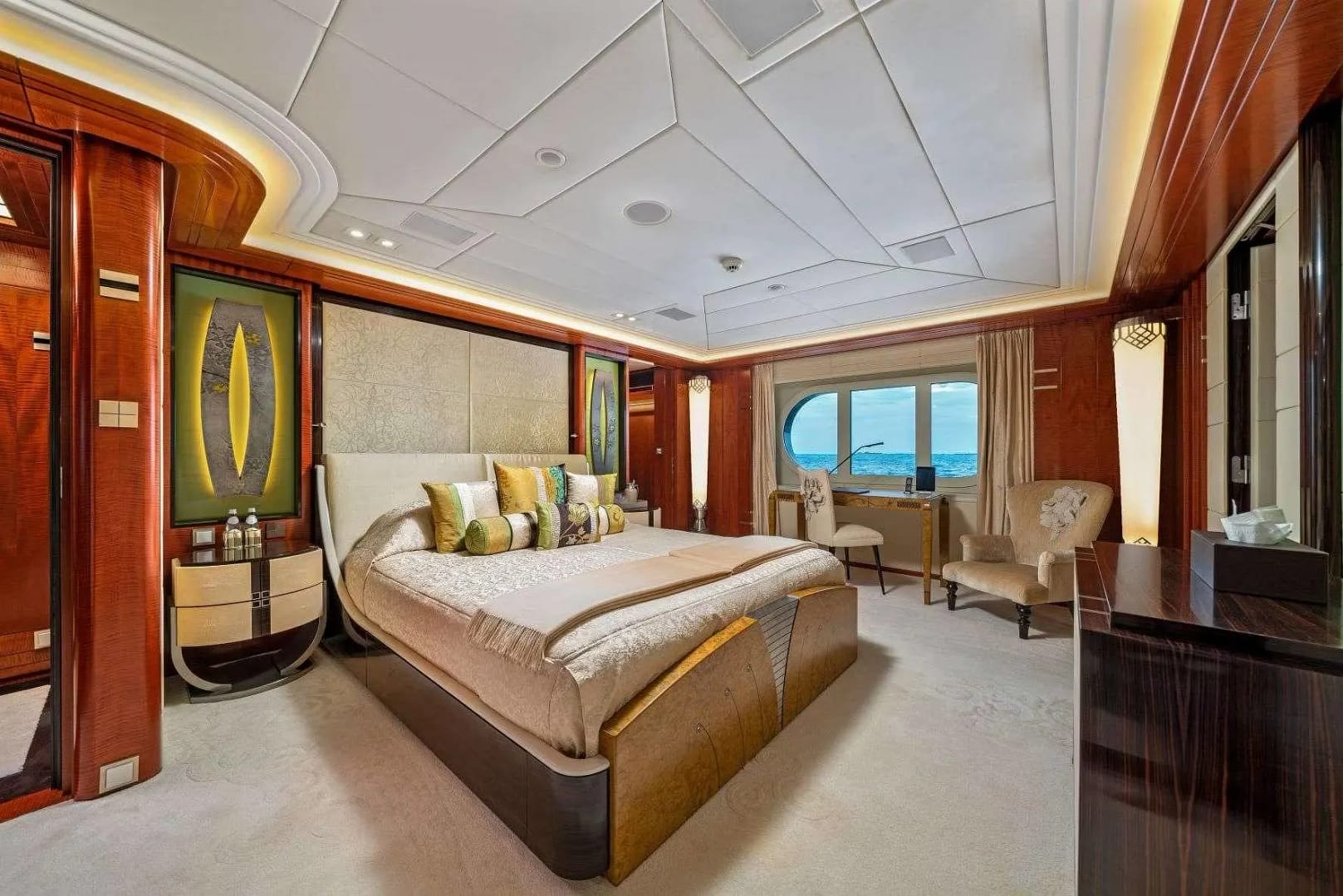 A preview of interior Bedroom cabin
