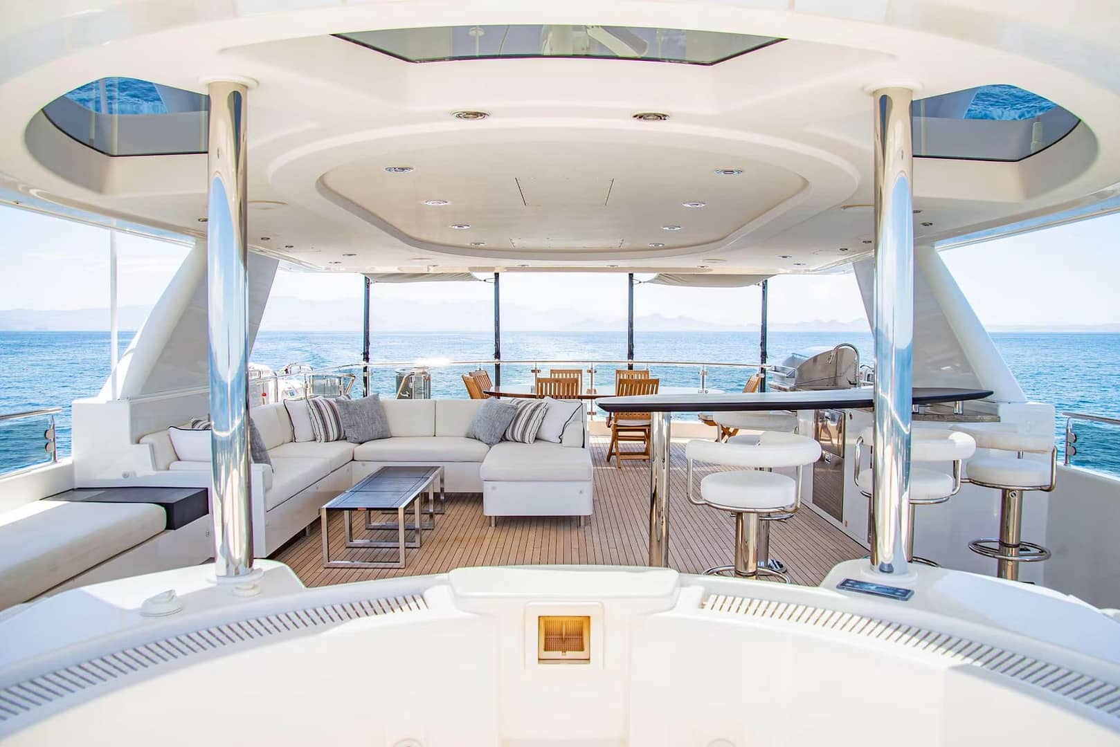 An image of Rule No.1 yacht