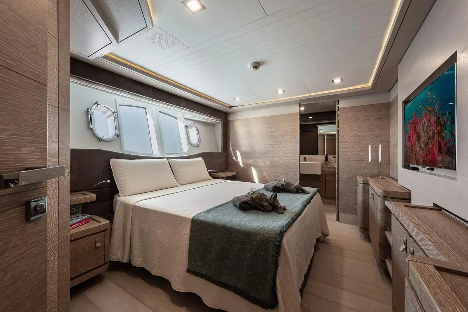 A preview of interior Bedroom cabin