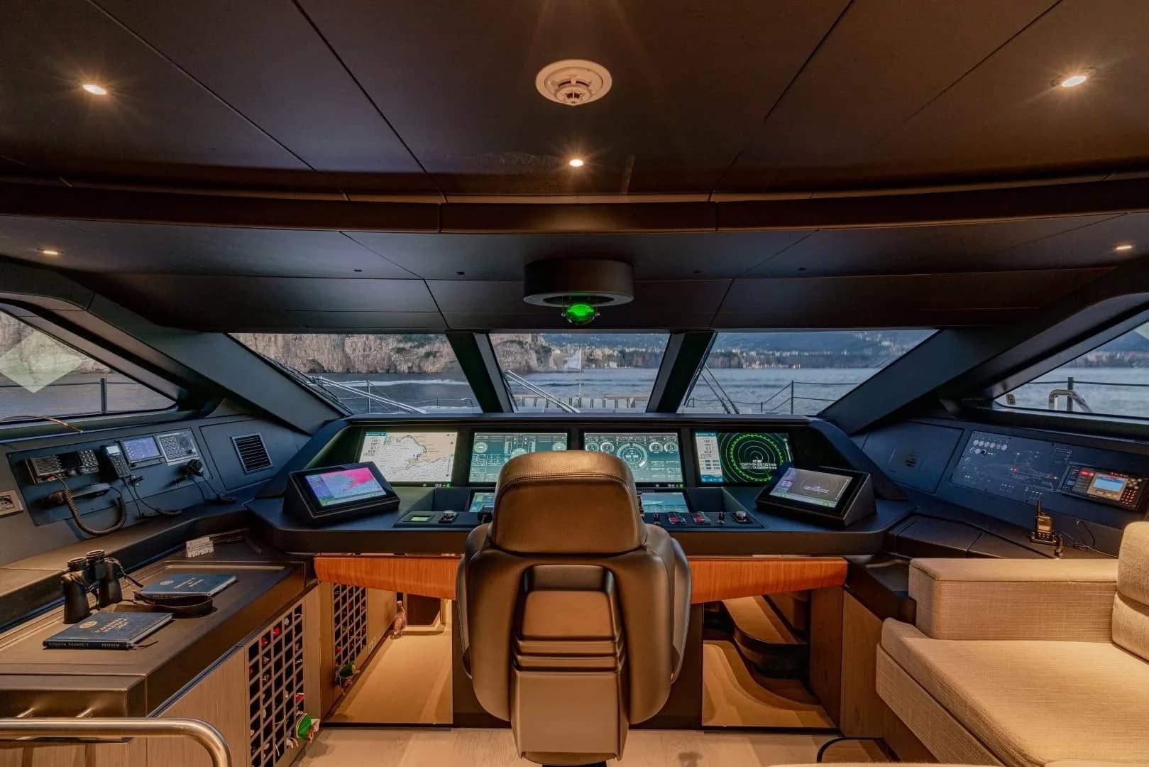 A preview of interior Bridge driving area
