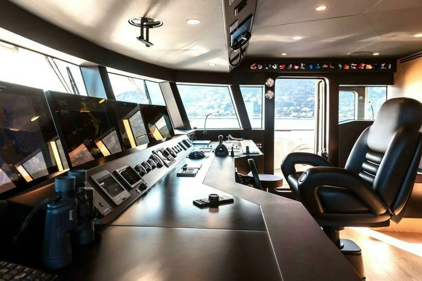 A preview of interior Bridge driving area