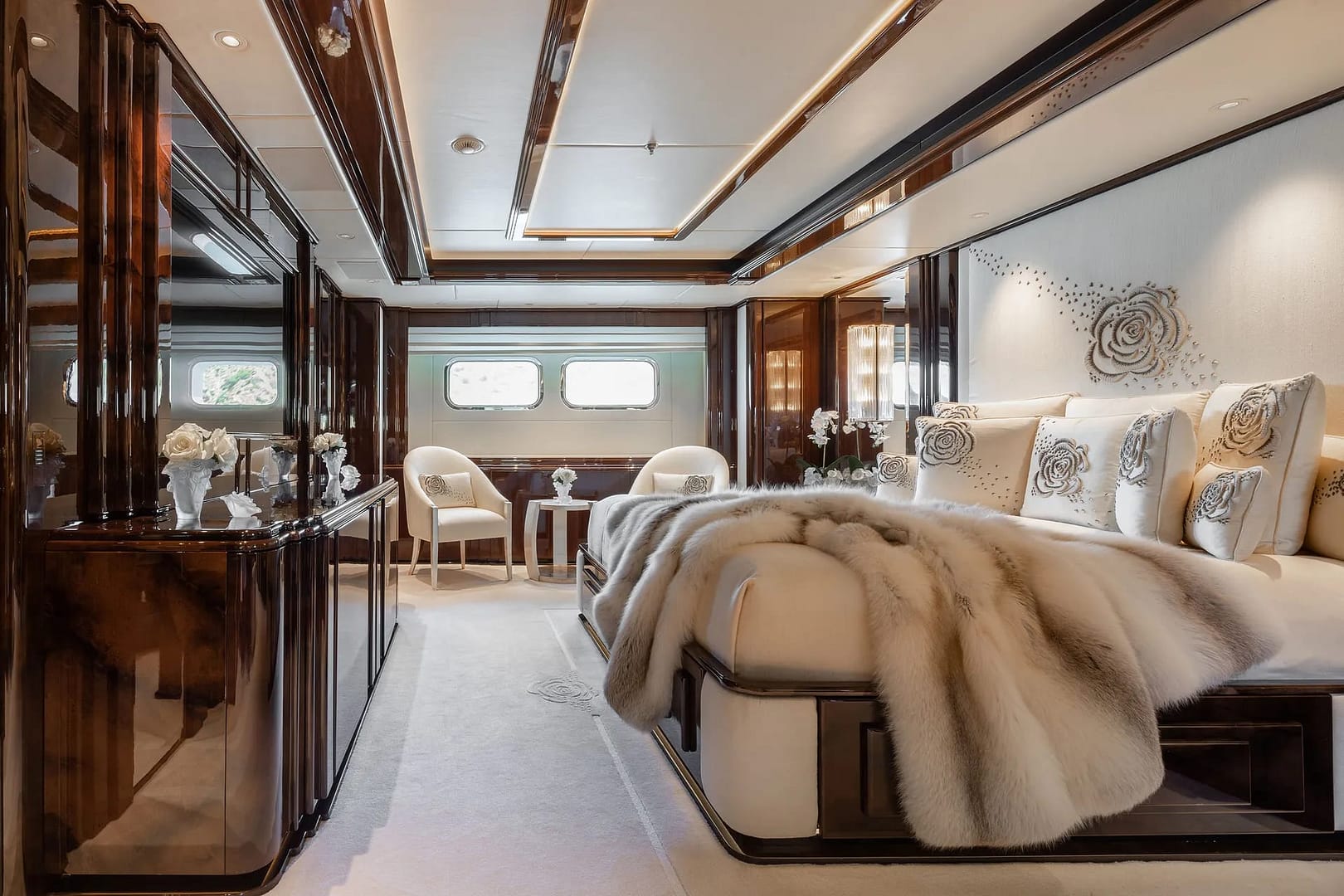 An image of Illusion V yacht