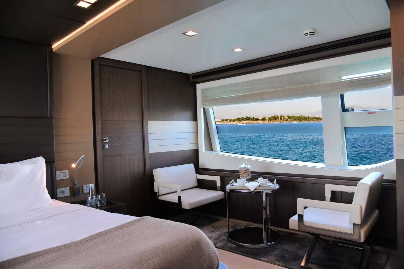 An image of Infinitas yacht
