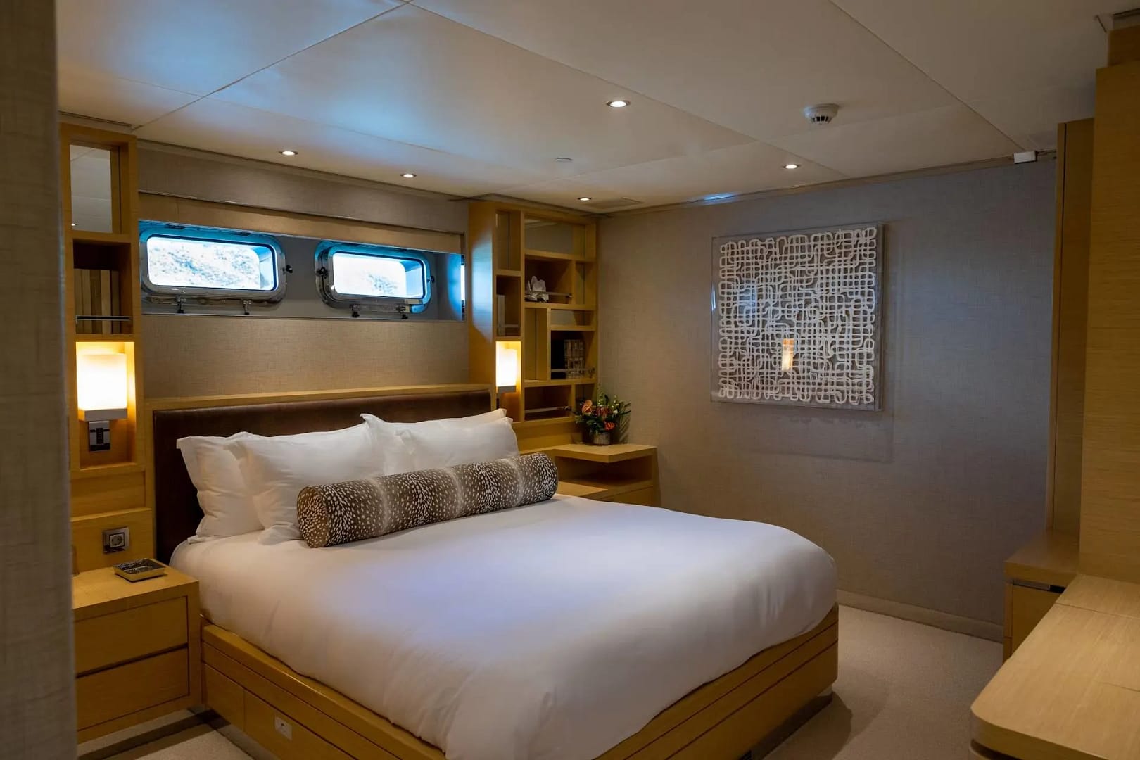 An image of Avalon yacht