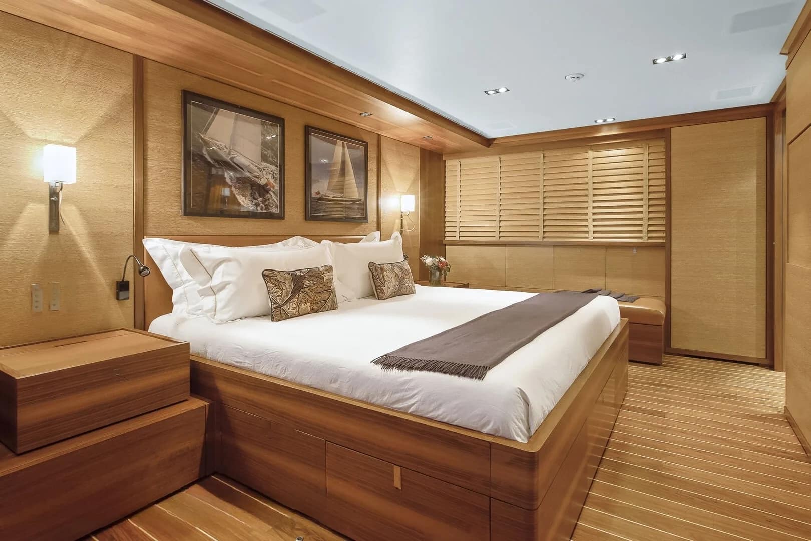 A preview of interior Bedroom cabin