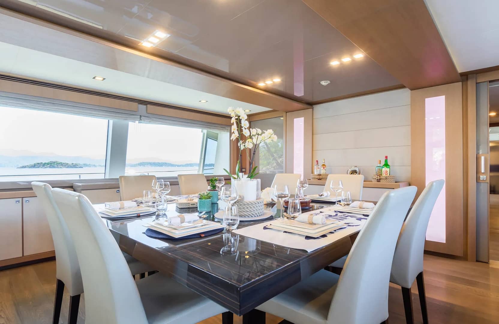 A preview of interior Dining
