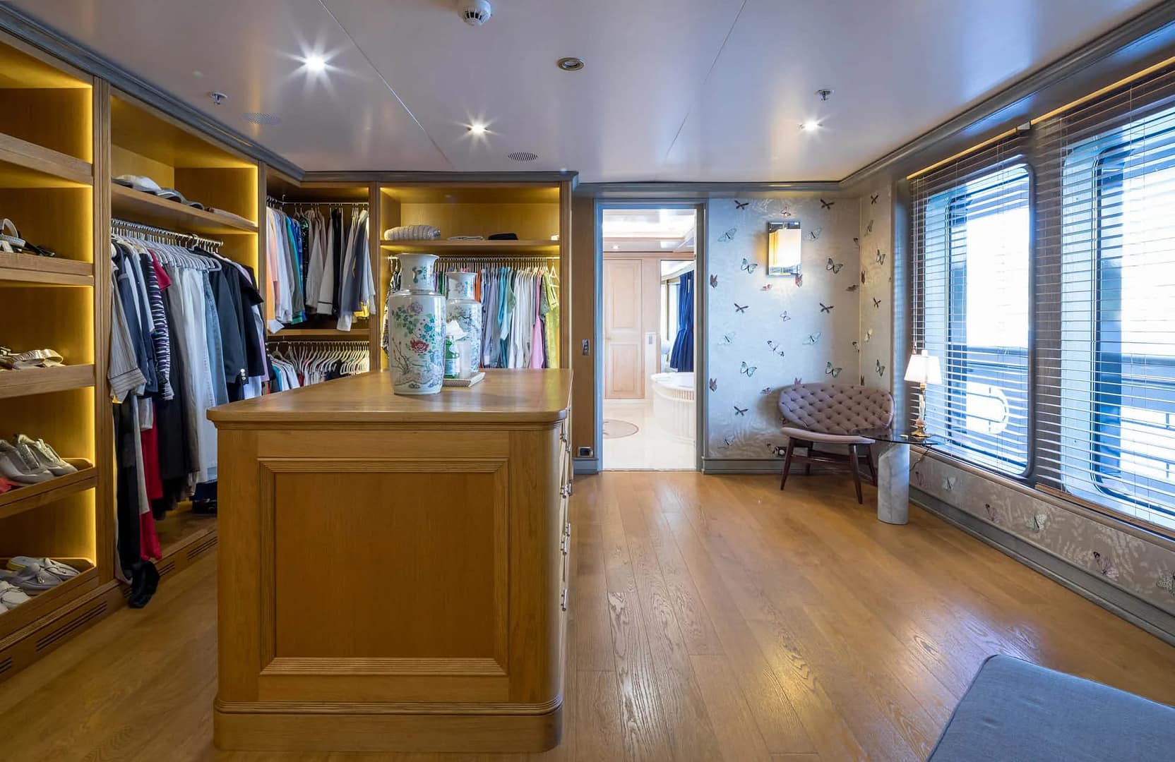 A preview of interior Closet