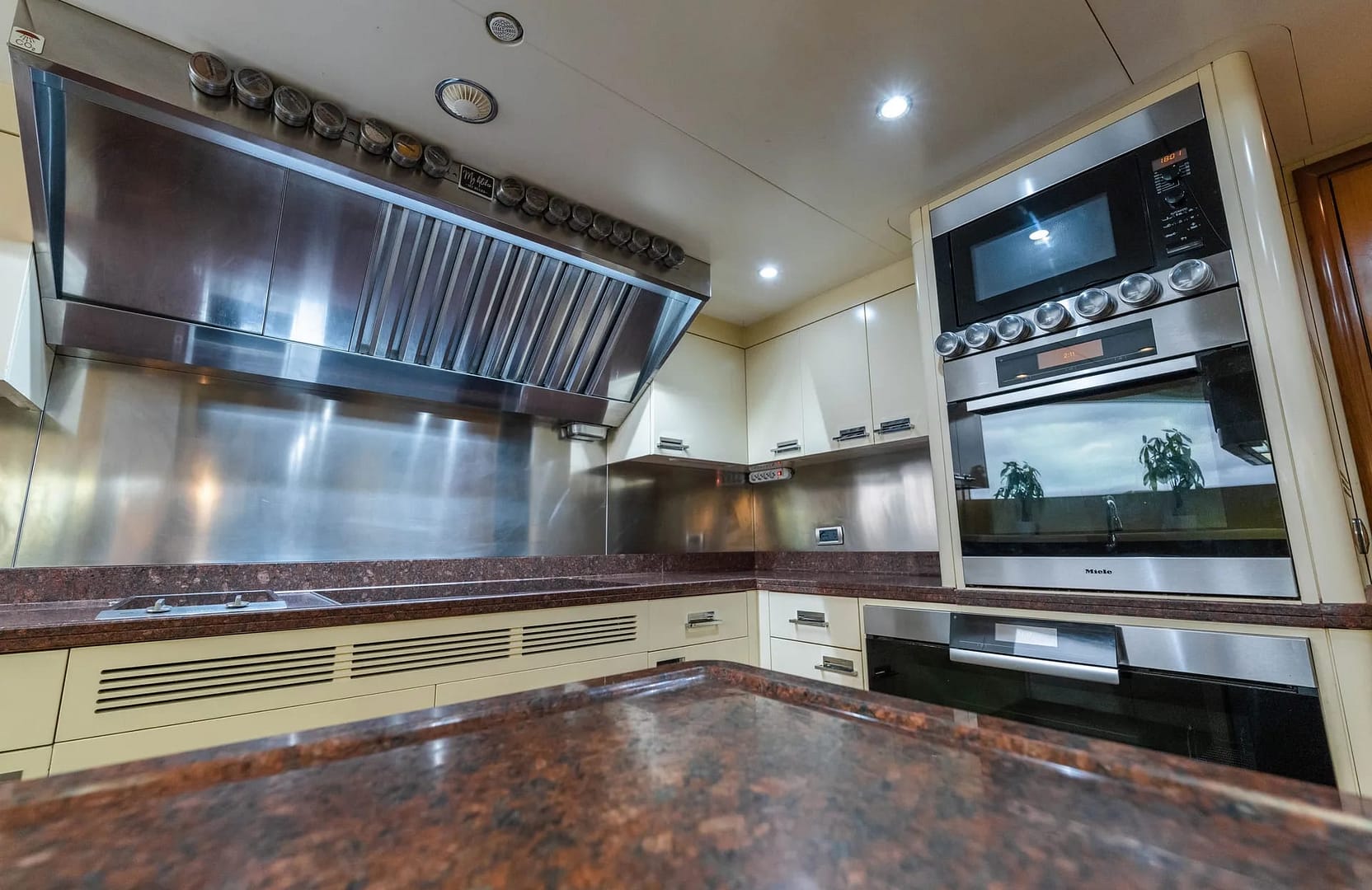 A preview of interior Kitchen