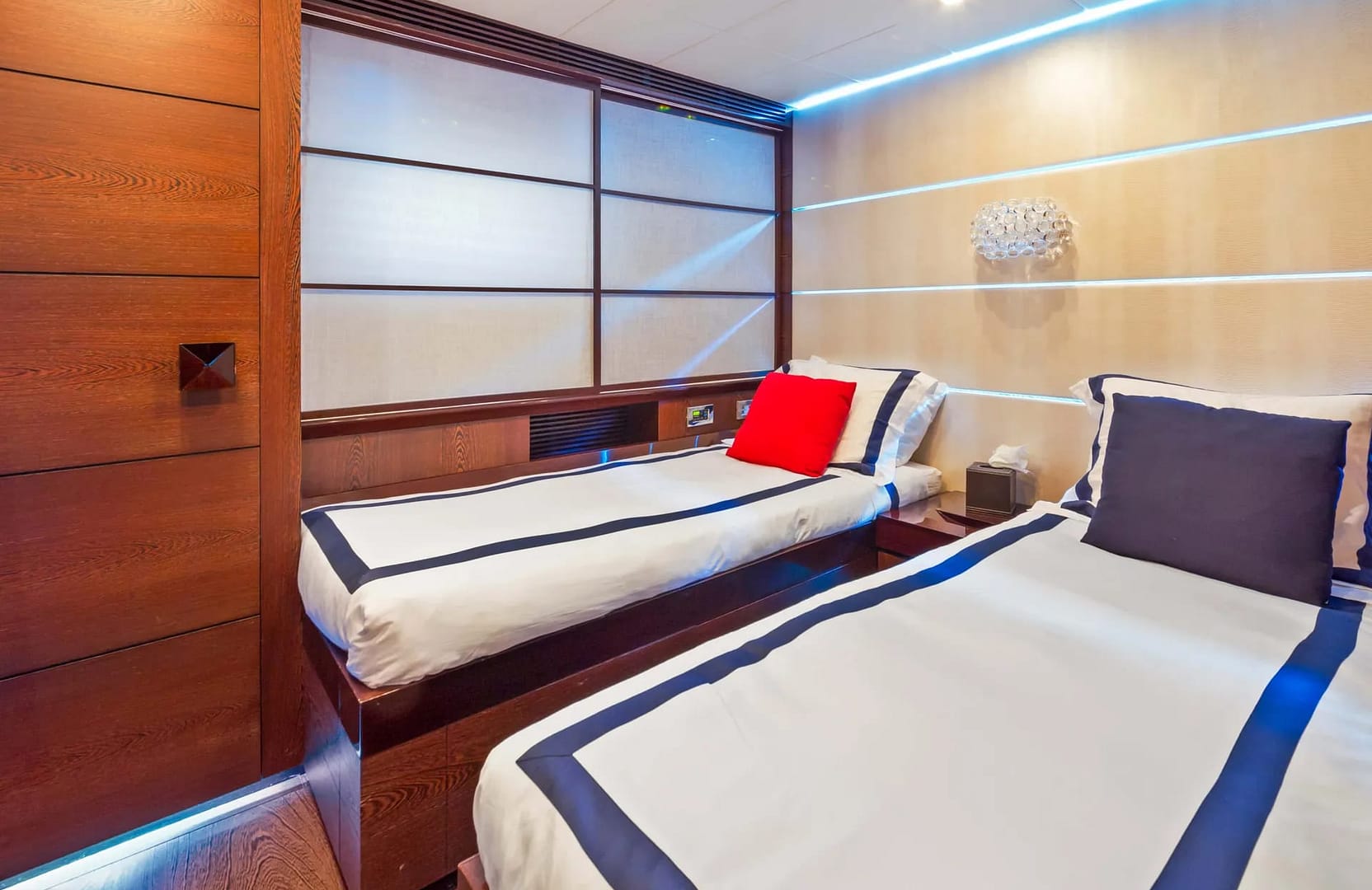 A preview of interior Bedroom cabin