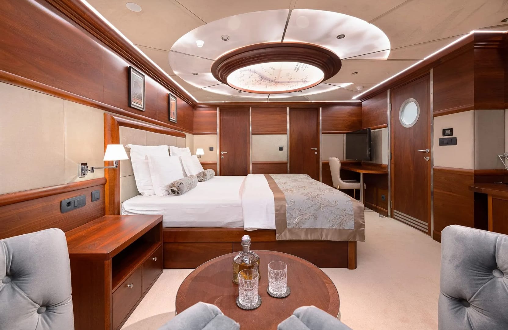 A preview of interior Bedroom cabin