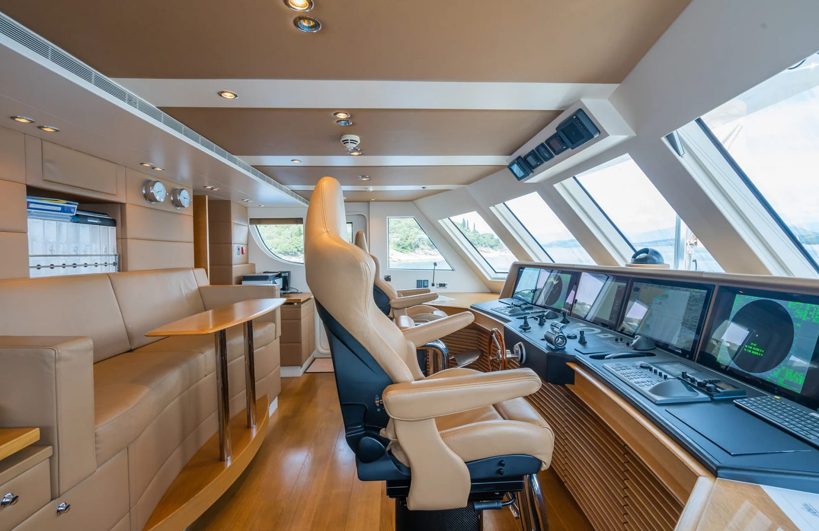 A preview of interior Bridge driving area
