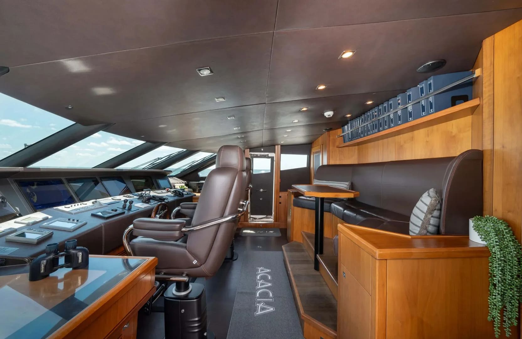 A preview of interior Bridge driving area