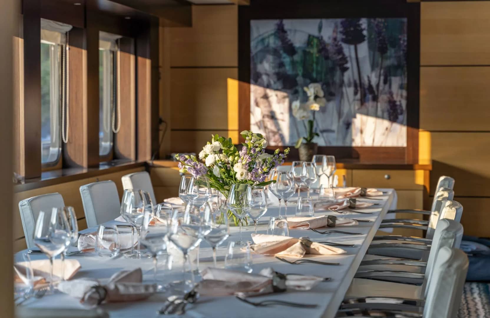A preview of interior Dining