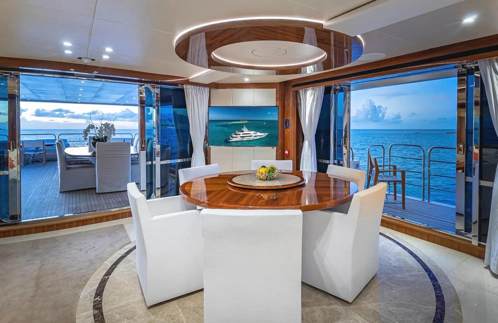 A preview of interior Dining