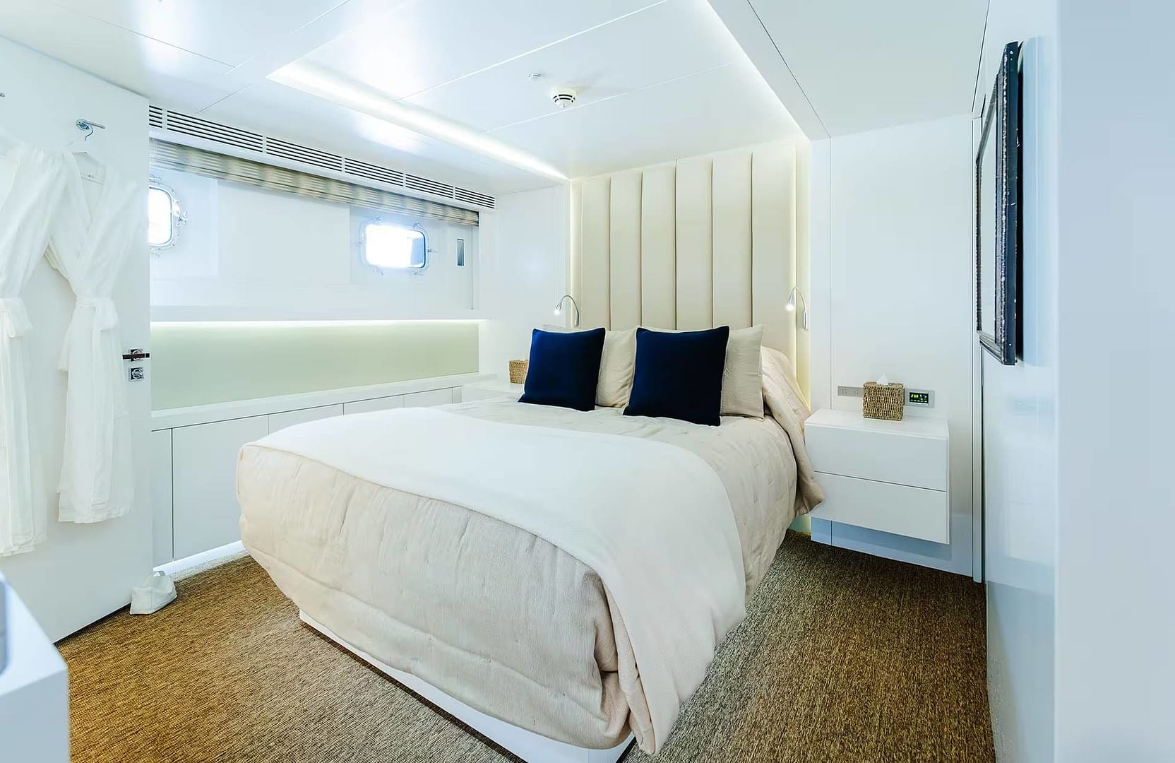 A preview of interior Bedroom cabin