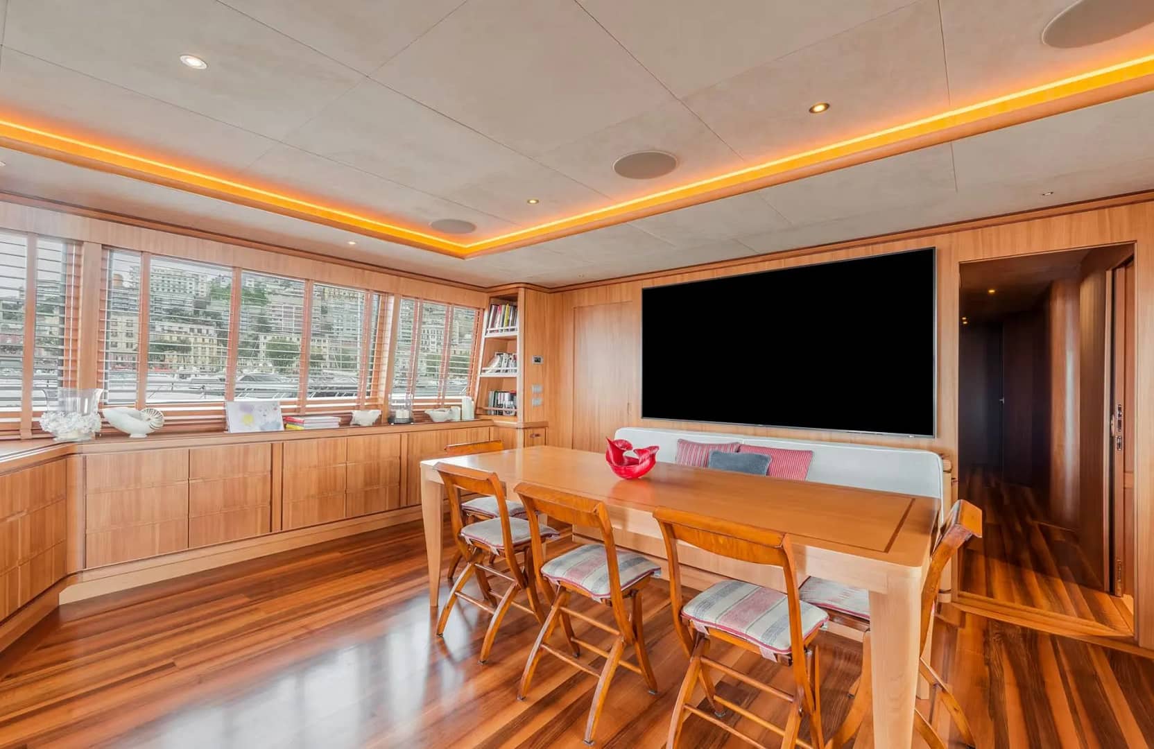 A preview of interior Dining