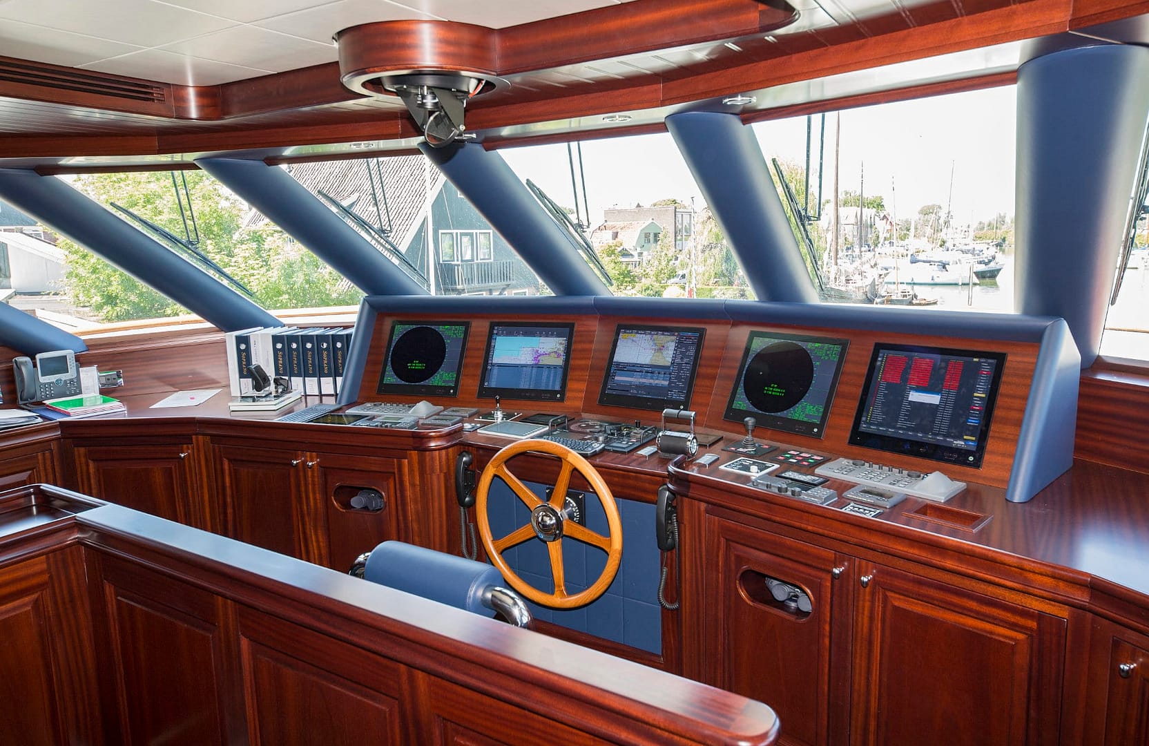 A preview of interior Bridge driving area