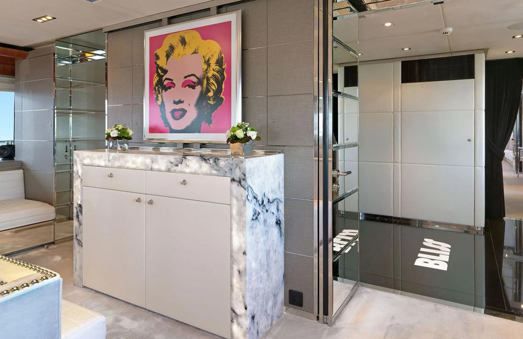 A preview of interior Hallway