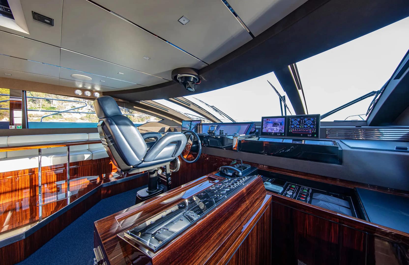 A preview of interior Bridge driving area