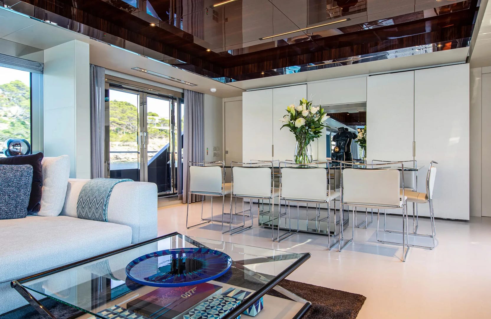 A preview of interior Dining