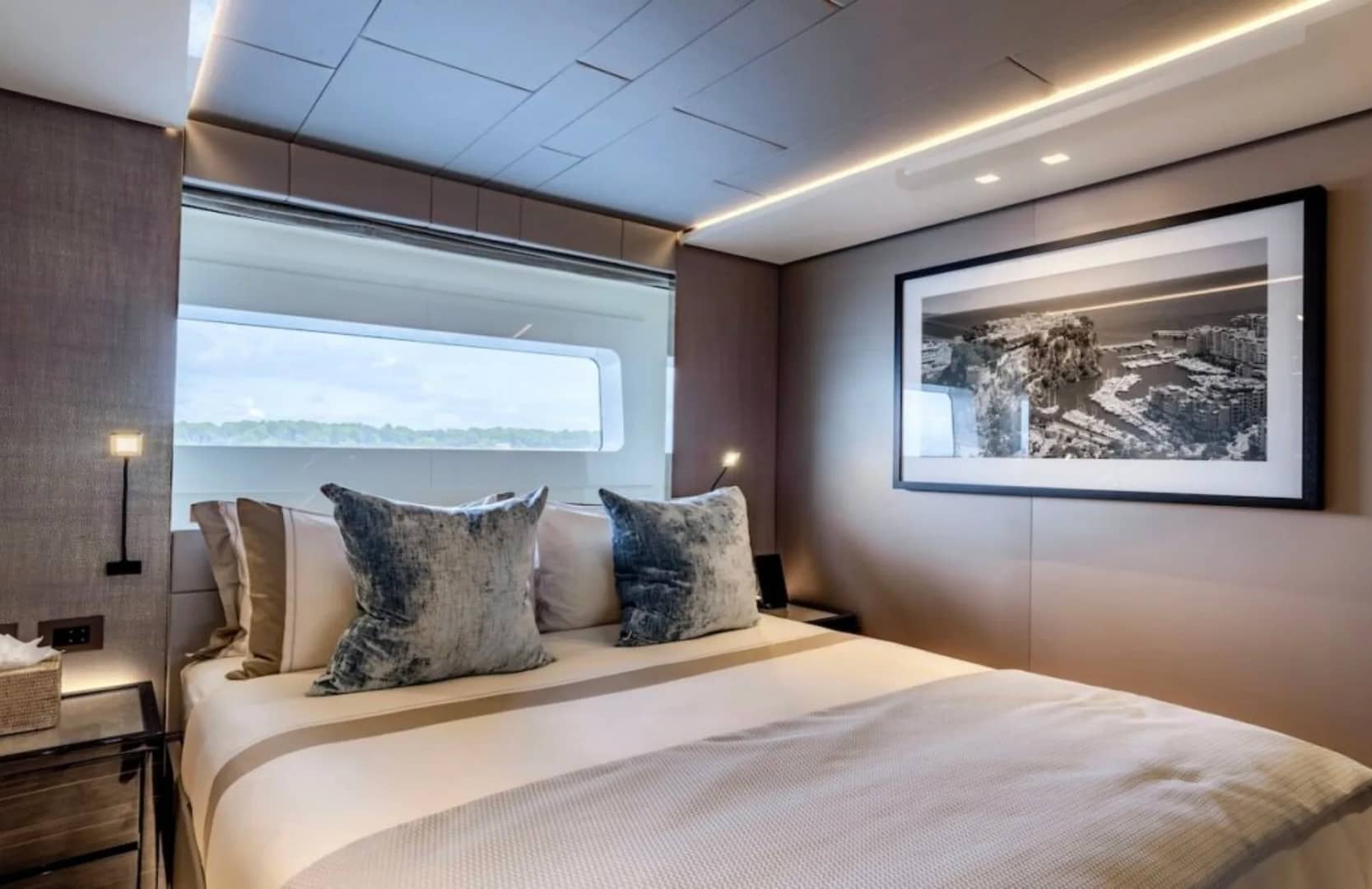 A preview of interior Bedroom cabin