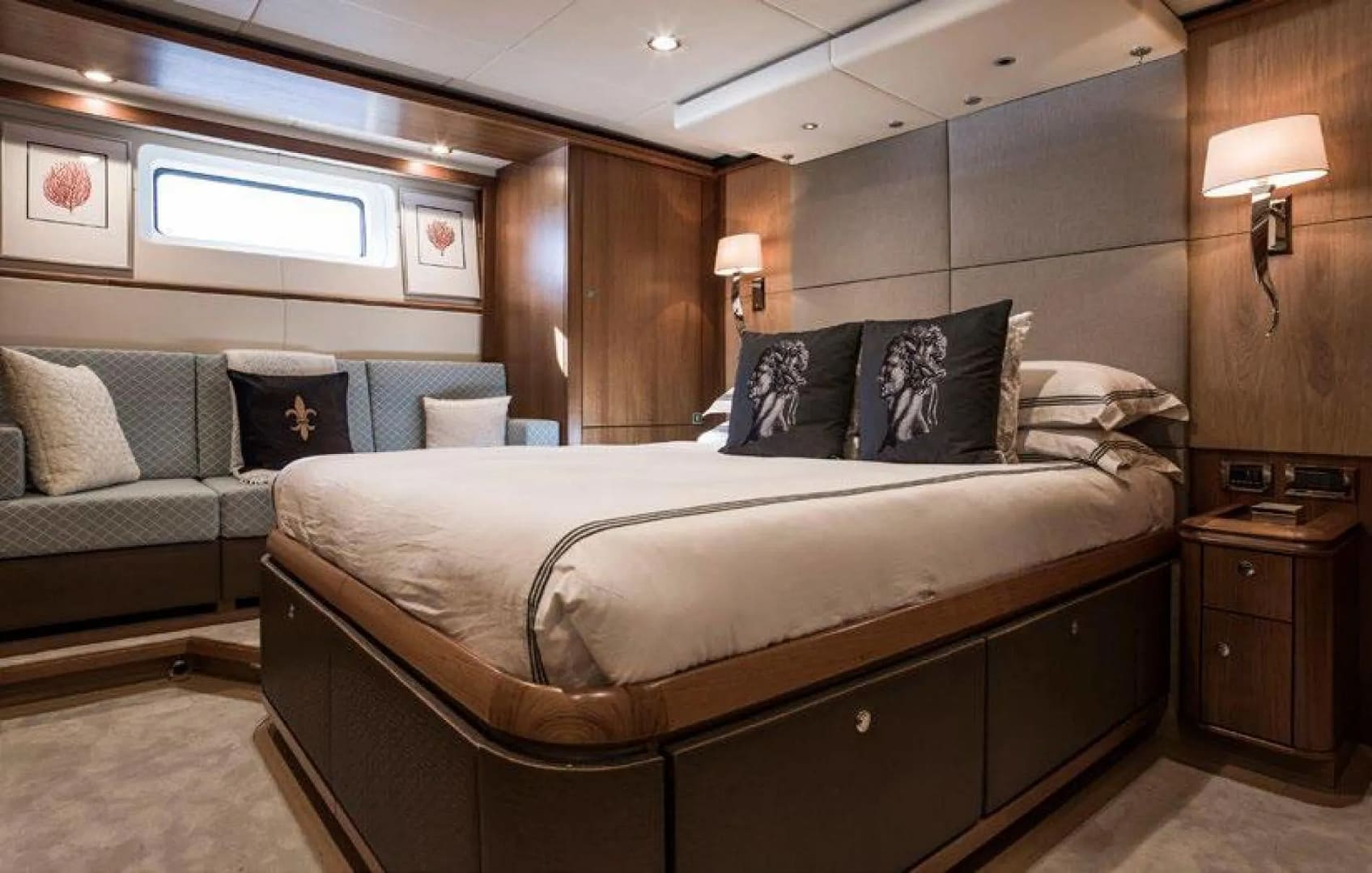 An image of Twilight II yacht