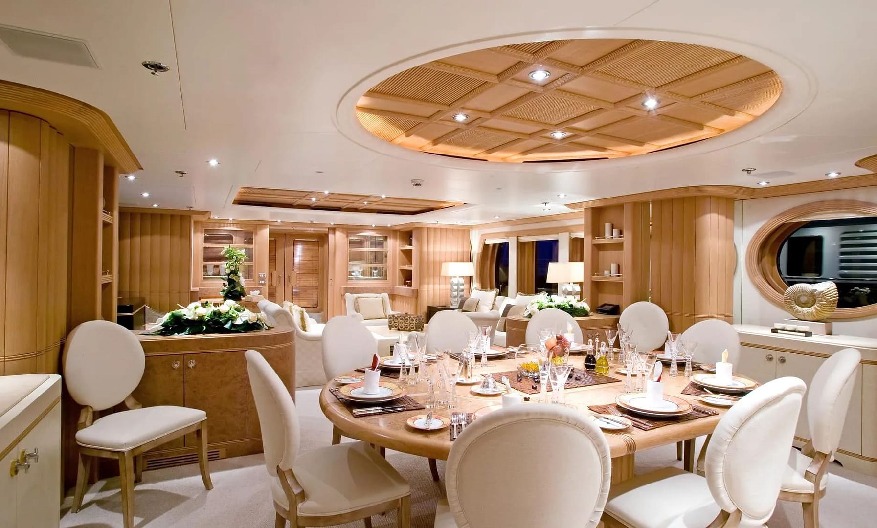 A preview of interior Dining