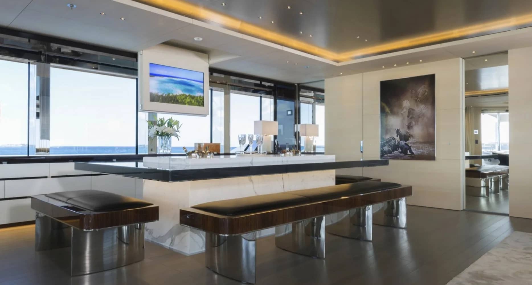 A preview of interior Bar or dance club