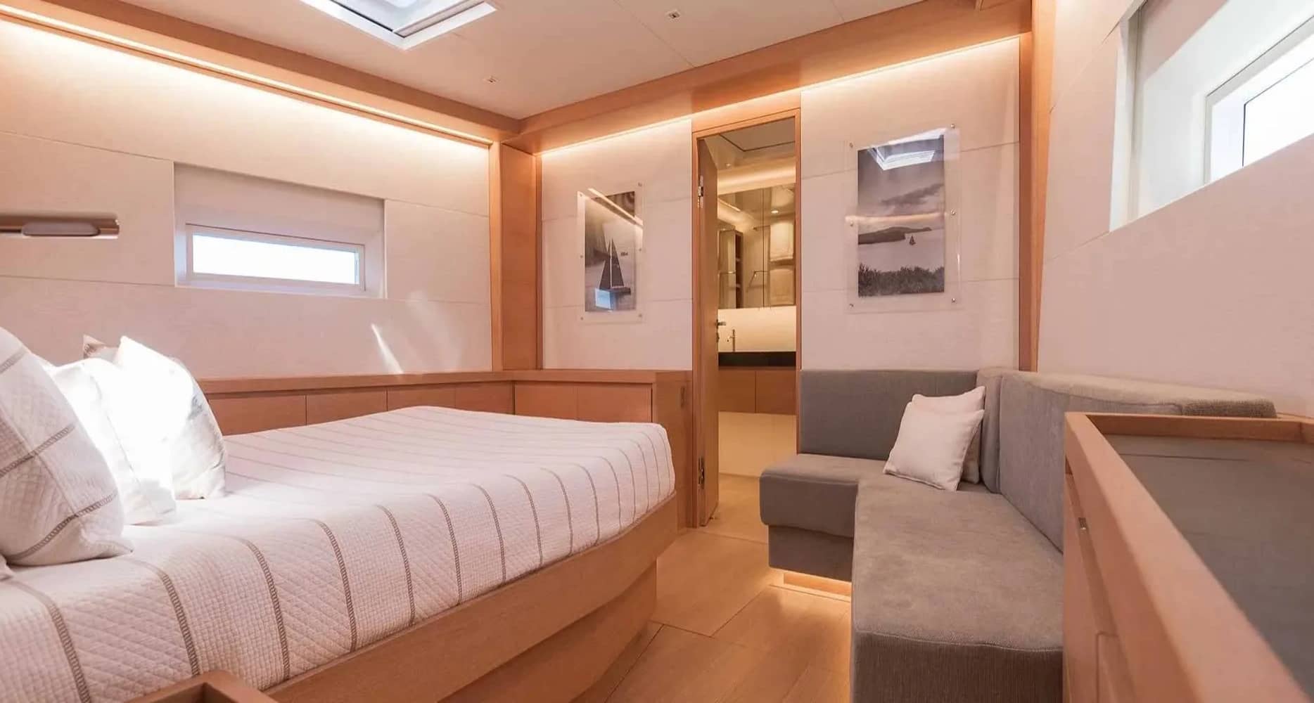 A preview of interior Bedroom cabin