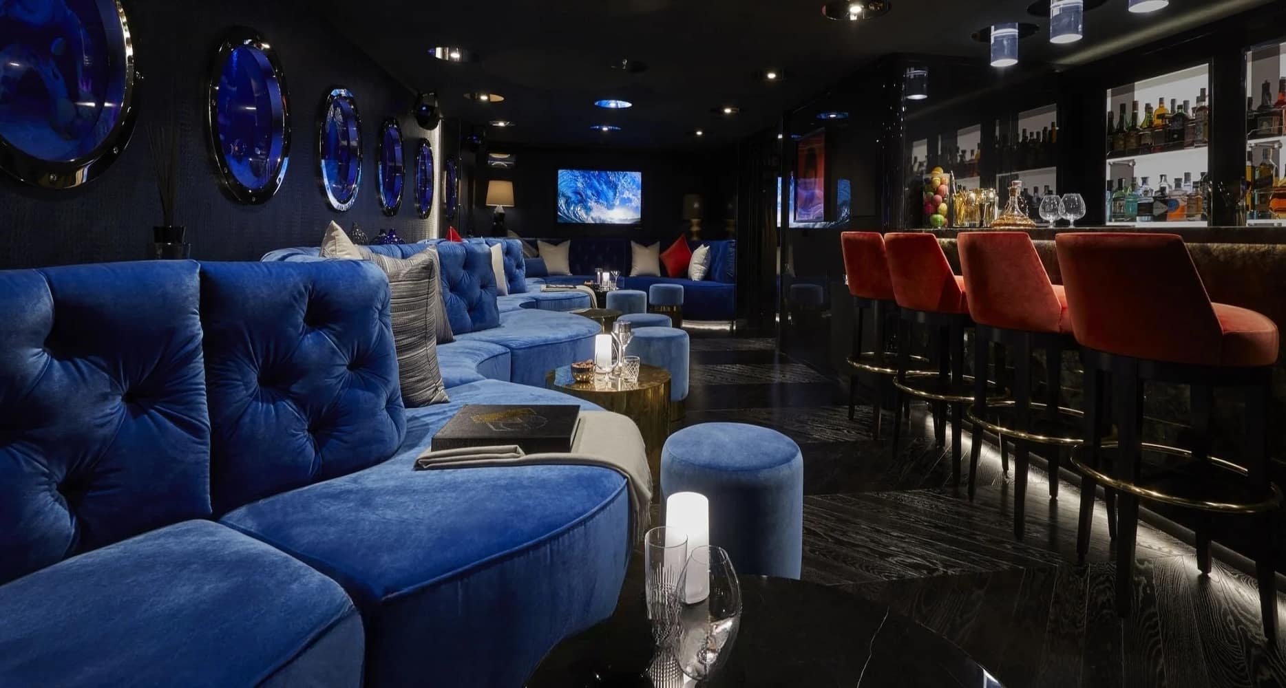 A preview of interior Bar or dance club
