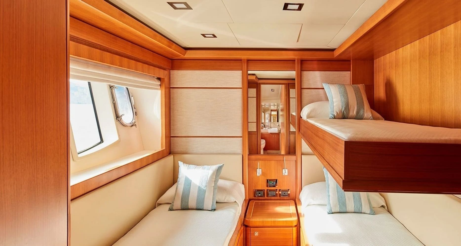 A preview of interior Bedroom cabin
