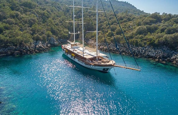 An image of Admiral yacht