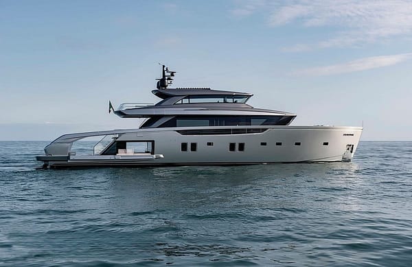 An image of Hm 1 yacht