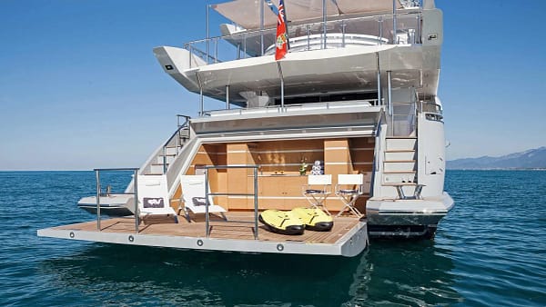 An image of H yacht