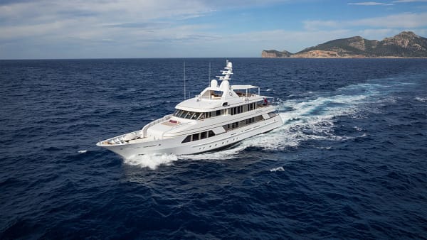 An image of Go yacht