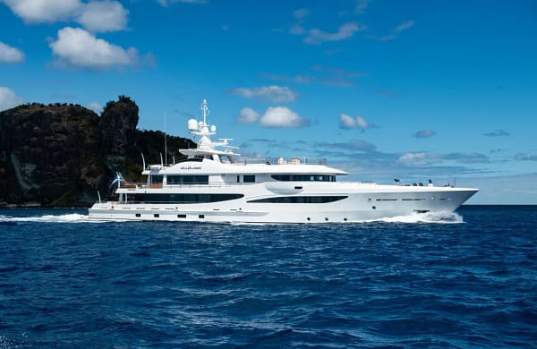 An image of Driftwood yacht