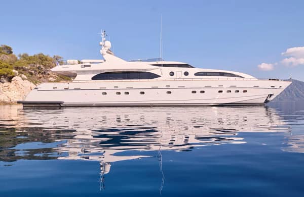 An image of Helios yacht