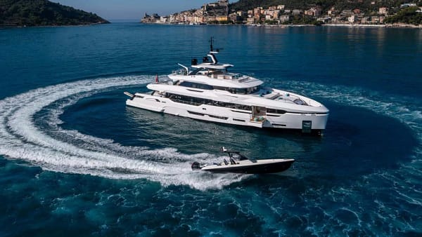An image of Lee yacht