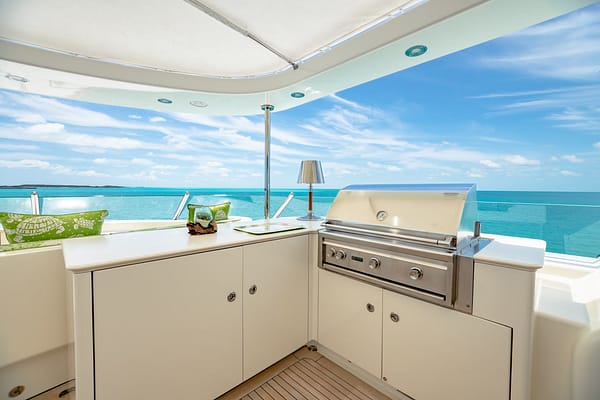 An image of Shadowl yacht